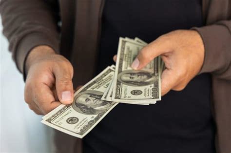 Casino Check Cashing Policy (Personal, Starter, Traveler’s).